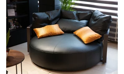 Диван POLTRONA FRAU Scarlett SCARLETT