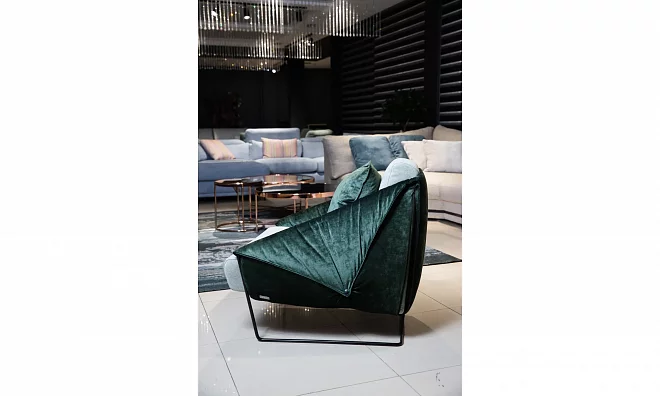 Кресло Nicoline Salotti Giola 1000