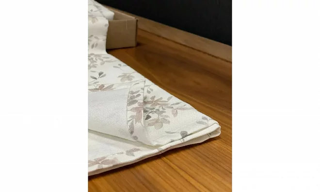 Скатерть "Нежность" 140*140 см. Скатерть "Нежность" 140*140см