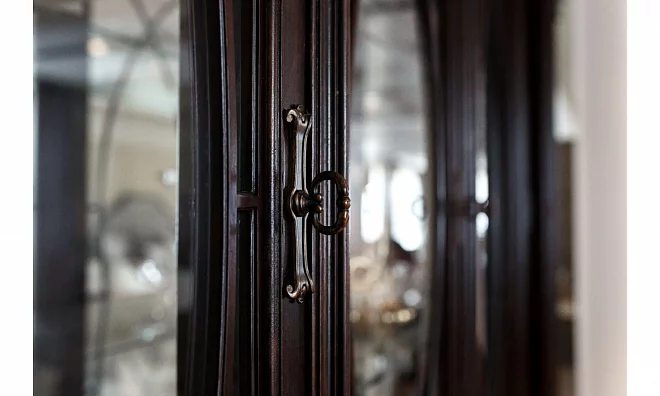 Thomasville Brompton Hall Витрина 4Дв 45321-430