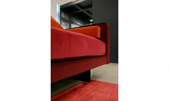 Диван SWAN Plaza PLAZA