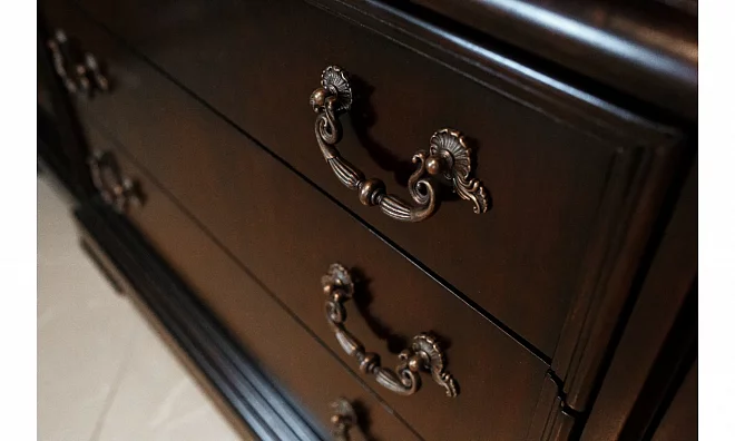 Thomasville Brompton Hall Витрина 4Дв 45321-430